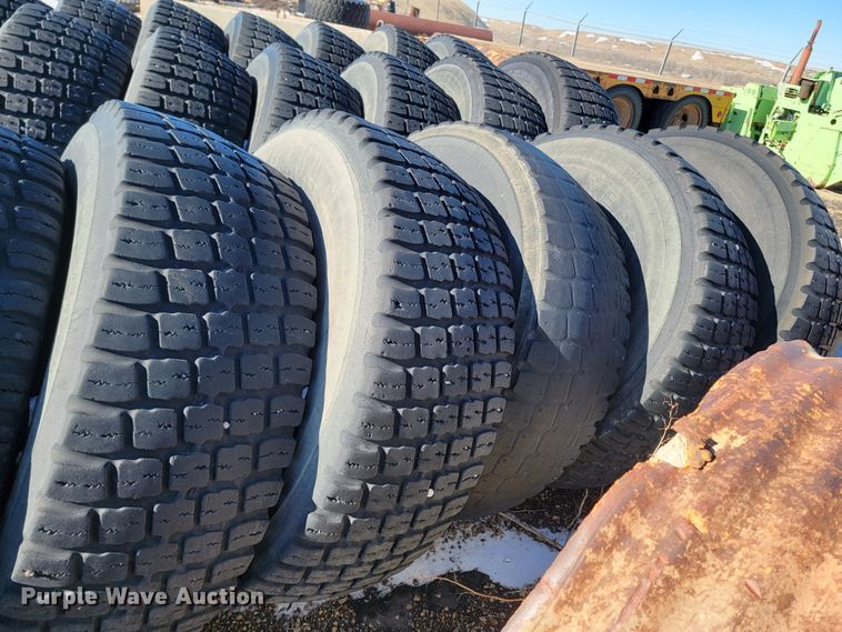 image for item ME9705 (13) Goodyear 17.5R25 tires