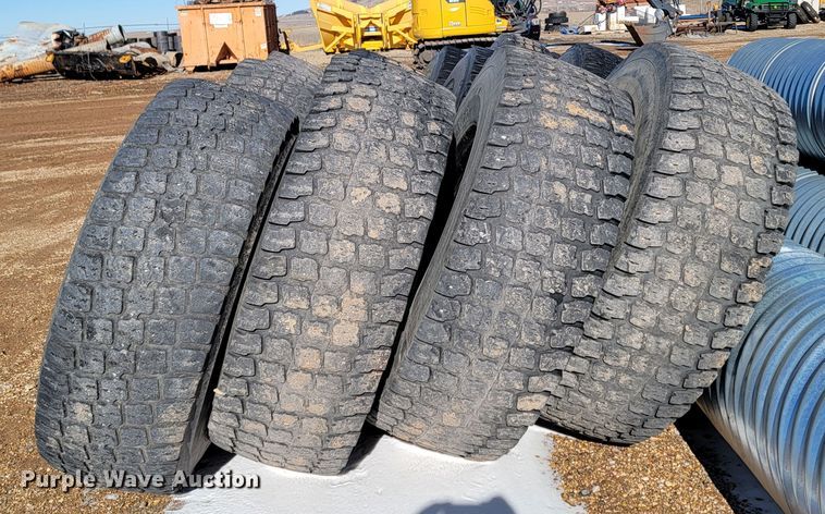 image for item ME9707 (13) Goodyear 17.5R25 tires