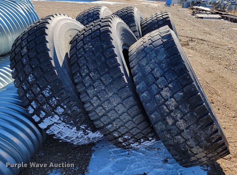 image for item ME9708 (6) Goodyear 17.5R25 tires