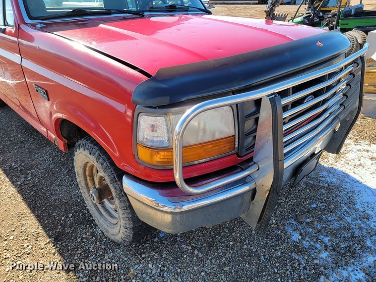 image for item ME9709 1995 Ford F150 XL  SuperCab pickup truck