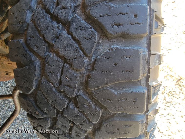 image for item ME9709 1995 Ford F150 XL  SuperCab pickup truck