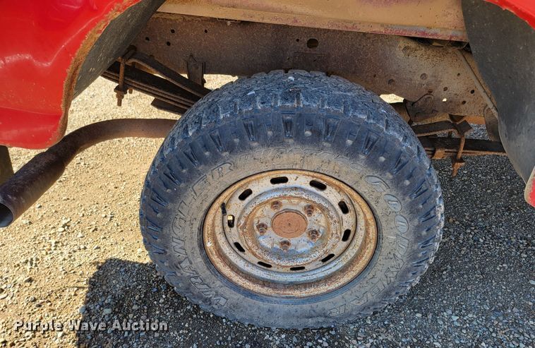 image for item ME9709 1995 Ford F150 XL  SuperCab pickup truck