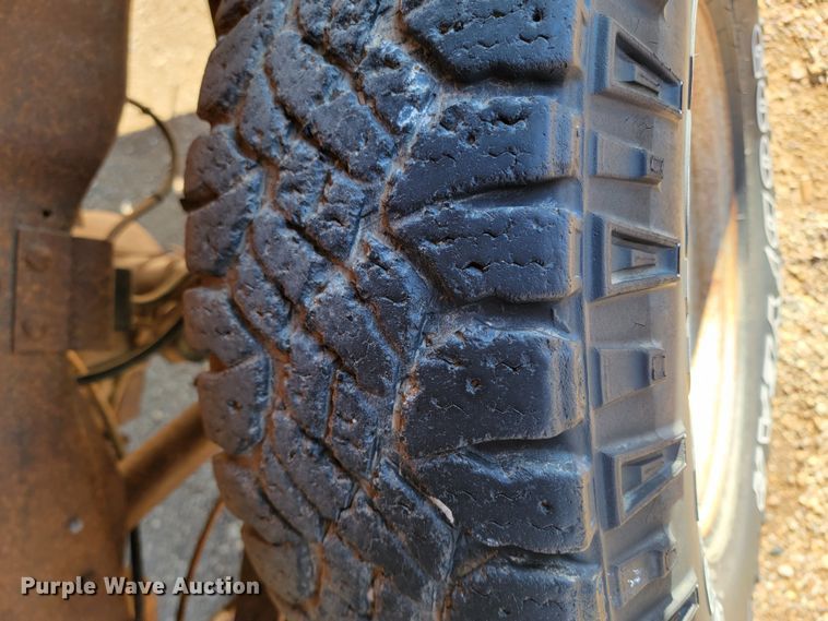 image for item ME9709 1995 Ford F150 XL  SuperCab pickup truck