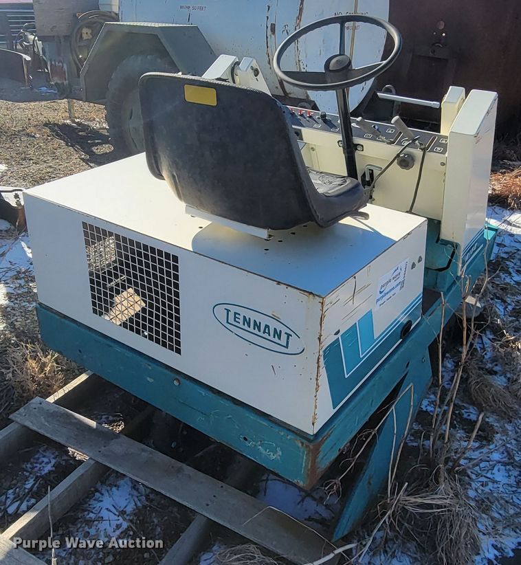 image for item ME9712 Tennat 215E   sweeper