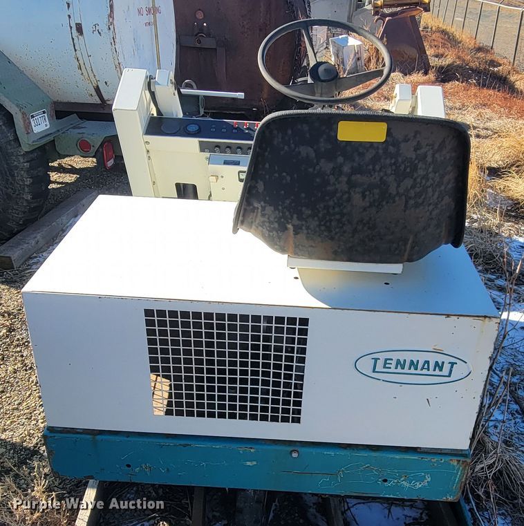 image for item ME9712 Tennat 215E   sweeper