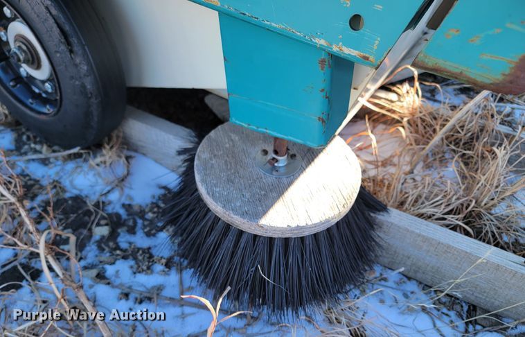 image for item ME9712 Tennat 215E   sweeper