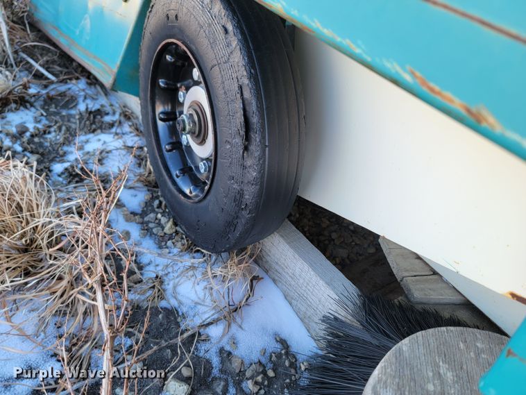 image for item ME9712 Tennat 215E   sweeper