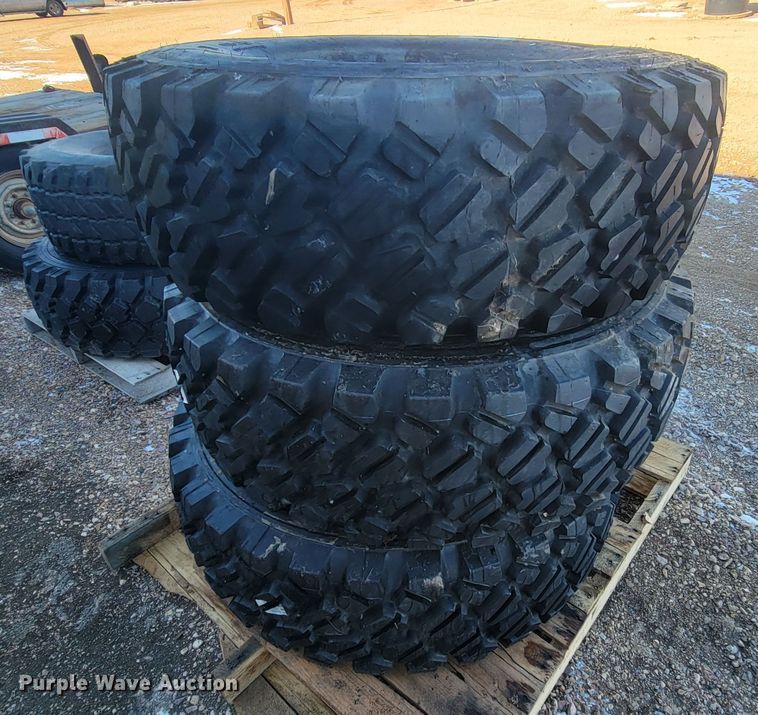 image for item ME9715 (3) Michelin 395/85R20 tires