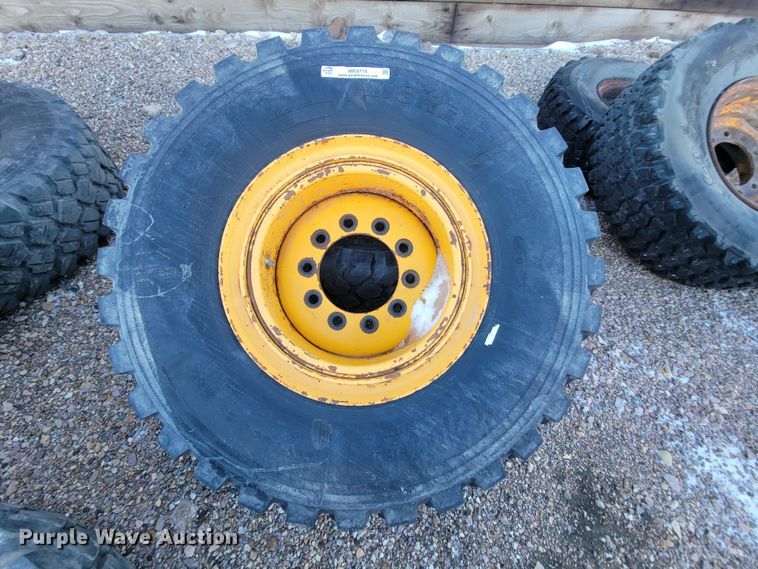 image for item ME9719 (10) Michelin 395/85R20 tires and wheels