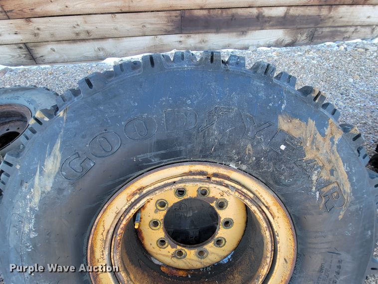 image for item ME9719 (10) Michelin 395/85R20 tires and wheels