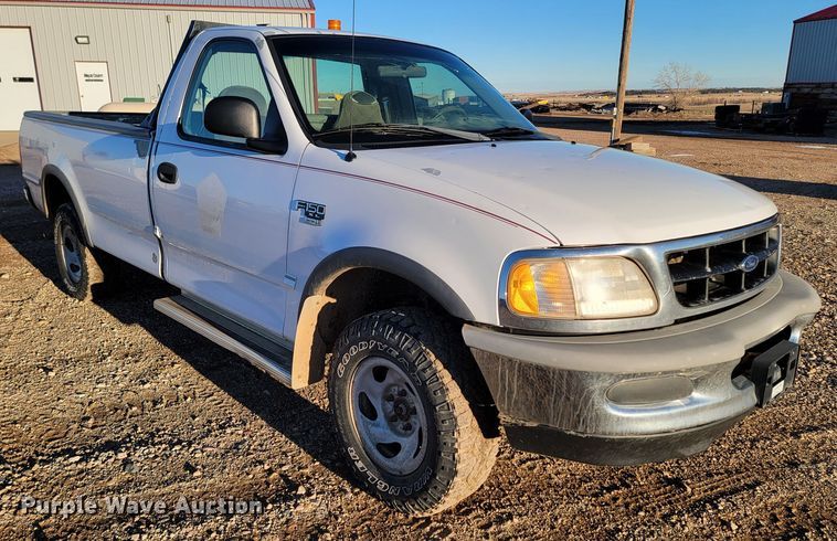 image for item ME9727 1998 Ford F150 XL  pickup truck