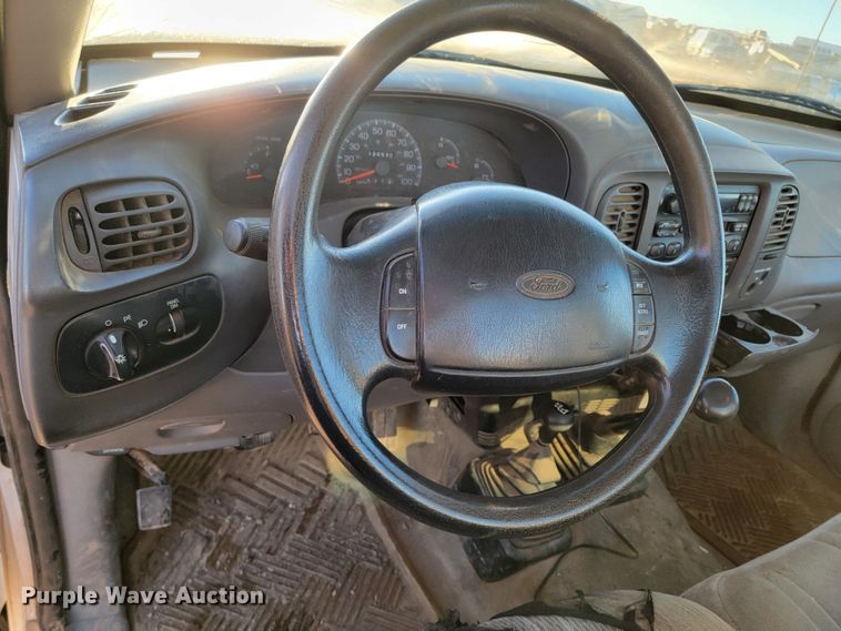 image for item ME9727 1998 Ford F150 XL  pickup truck