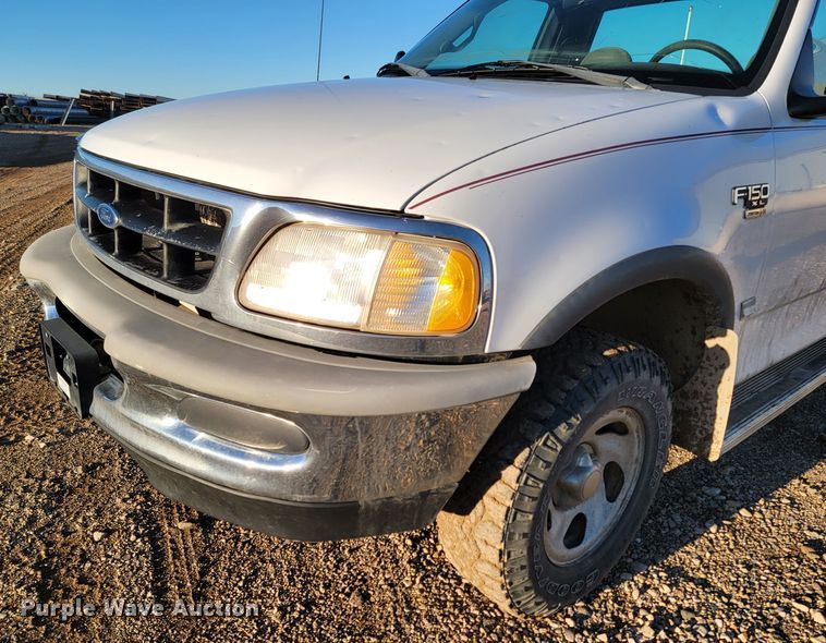 image for item ME9727 1998 Ford F150 XL  pickup truck