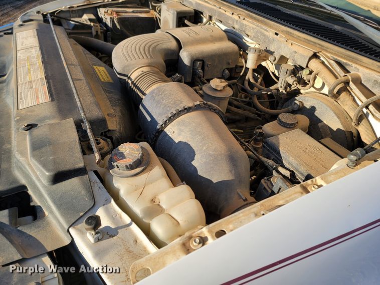 image for item ME9727 1998 Ford F150 XL  pickup truck