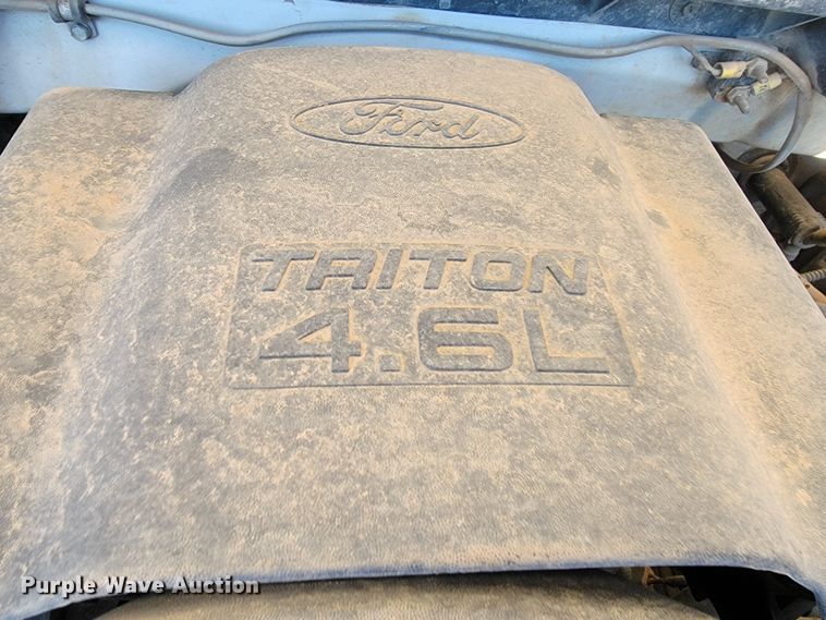 image for item ME9727 1998 Ford F150 XL  pickup truck