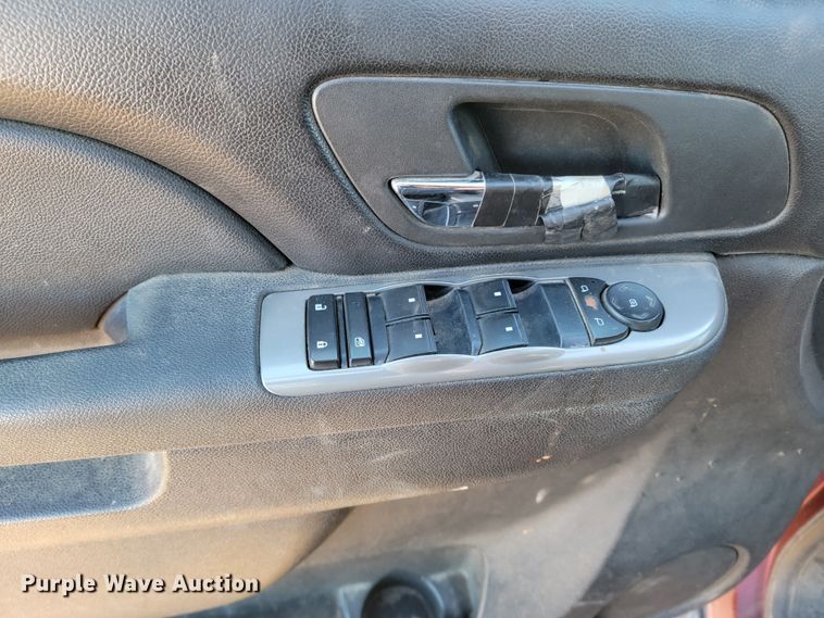 image for item ME9728 2010  Chevrolet Tahoe  SUV