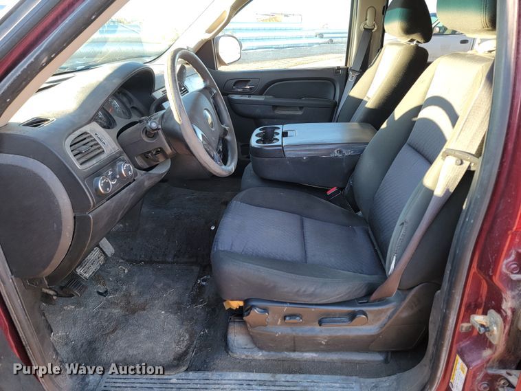 image for item ME9728 2010  Chevrolet Tahoe  SUV