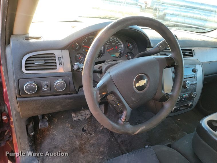 image for item ME9728 2010  Chevrolet Tahoe  SUV