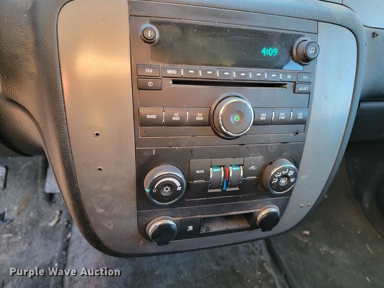 image for item ME9728 2010  Chevrolet Tahoe  SUV