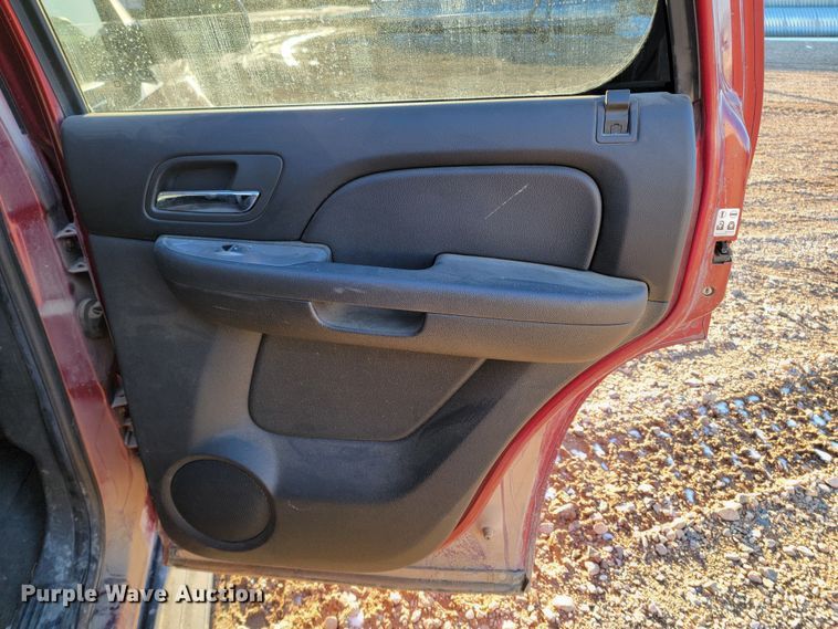 image for item ME9728 2010  Chevrolet Tahoe  SUV