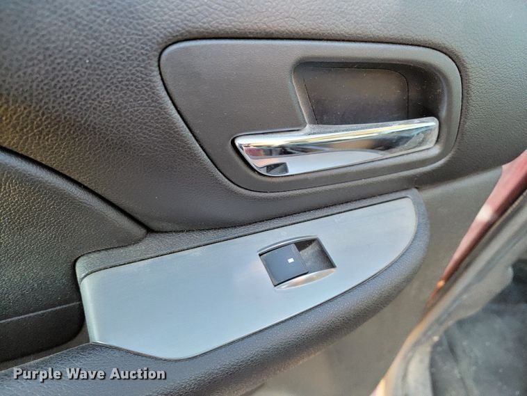 image for item ME9728 2010  Chevrolet Tahoe  SUV