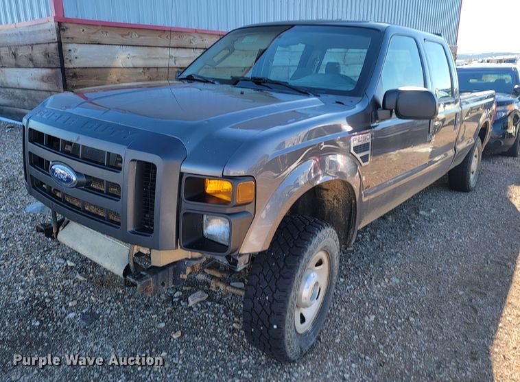 image for item ME9735 2008 Ford F250  Super Duty XL  Crew Cab pickup truck