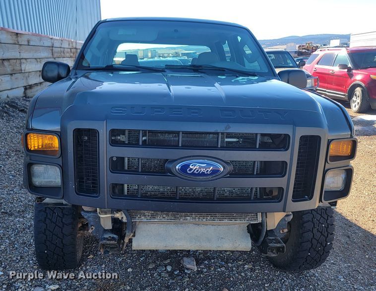 image for item ME9735 2008 Ford F250  Super Duty XL  Crew Cab pickup truck