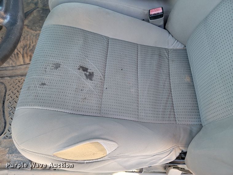 image for item ME9735 2008 Ford F250  Super Duty XL  Crew Cab pickup truck