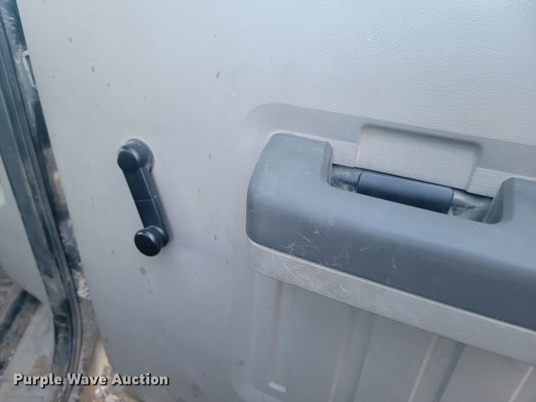 image for item ME9735 2008 Ford F250  Super Duty XL  Crew Cab pickup truck