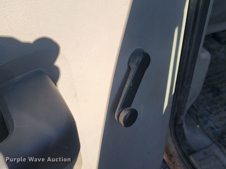 image for item ME9735 2008 Ford F250  Super Duty XL  Crew Cab pickup truck