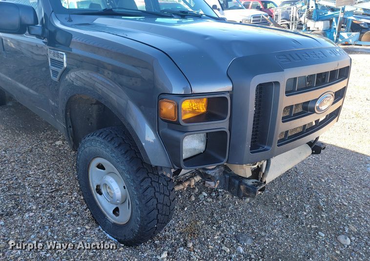 image for item ME9735 2008 Ford F250  Super Duty XL  Crew Cab pickup truck
