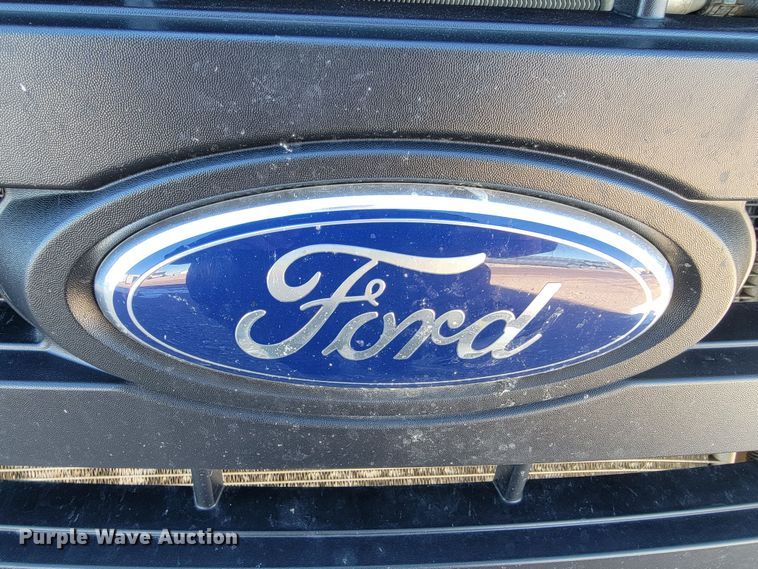 image for item ME9735 2008 Ford F250  Super Duty XL  Crew Cab pickup truck