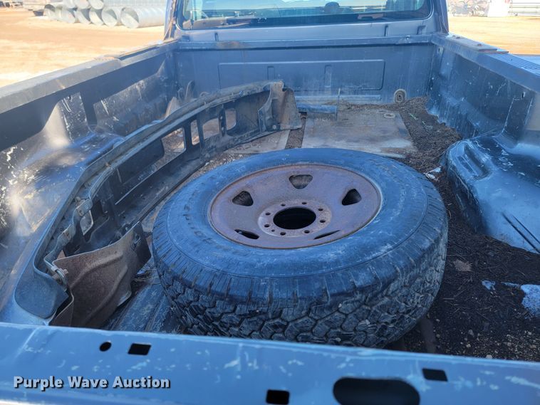 image for item ME9735 2008 Ford F250  Super Duty XL  Crew Cab pickup truck