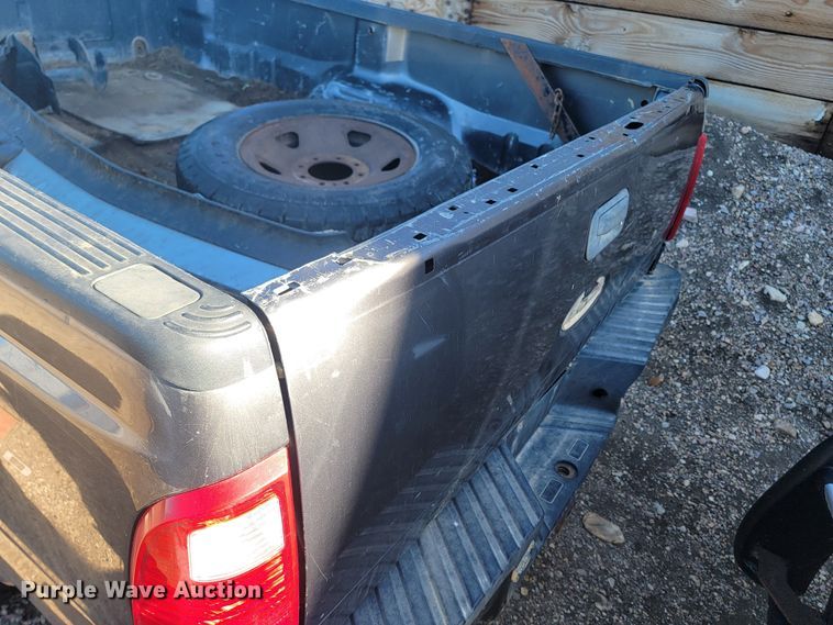 image for item ME9735 2008 Ford F250  Super Duty XL  Crew Cab pickup truck