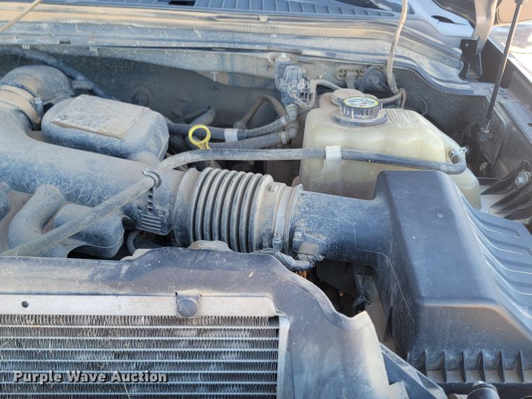 image for item ME9735 2008 Ford F250  Super Duty XL  Crew Cab pickup truck