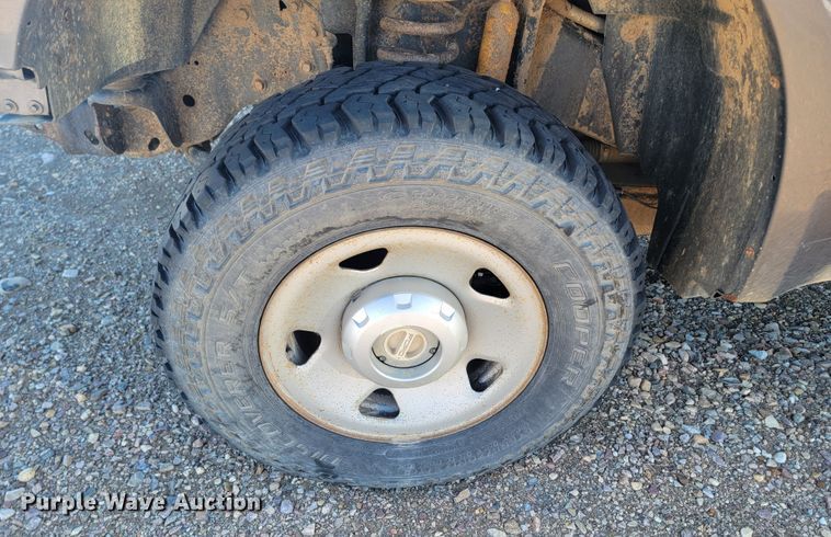 image for item ME9735 2008 Ford F250  Super Duty XL  Crew Cab pickup truck