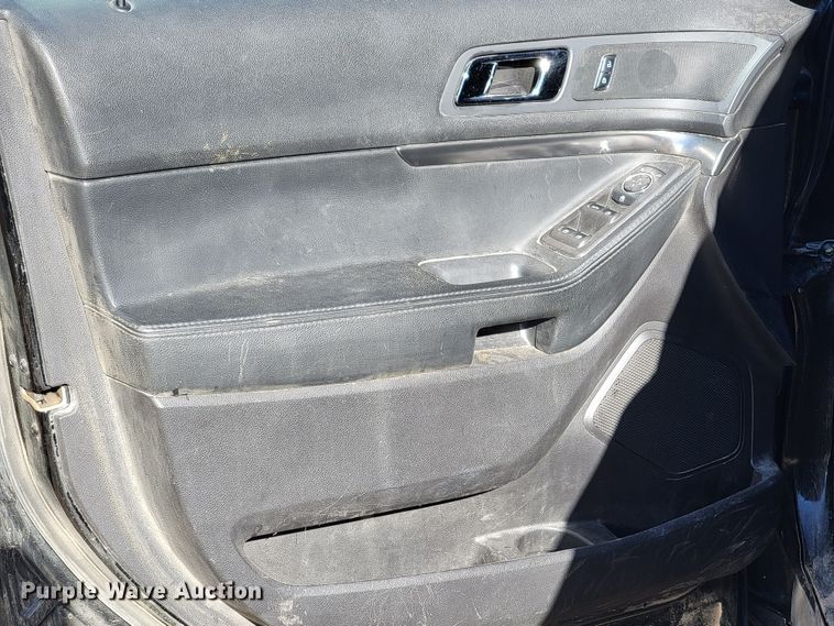 image for item ME9736 2014 Ford Explorer Police Interceptor  SUV