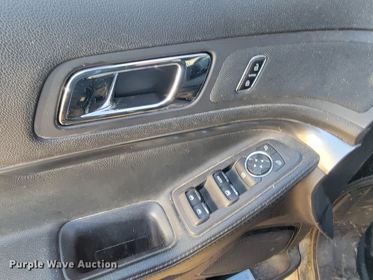 image for item ME9736 2014 Ford Explorer Police Interceptor  SUV