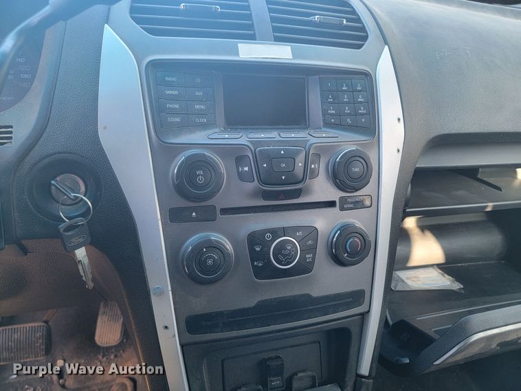 image for item ME9737 2013 Ford Explorer Police Interceptor  SUV