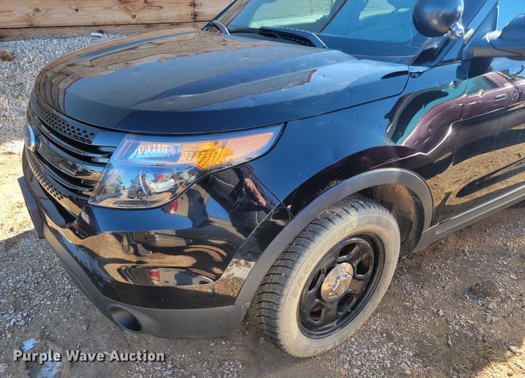 image for item ME9737 2013 Ford Explorer Police Interceptor  SUV