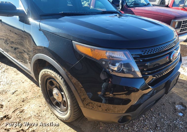 image for item ME9737 2013 Ford Explorer Police Interceptor  SUV
