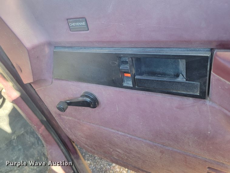 image for item ME9738 1989  Chevrolet 1500  pickup truck