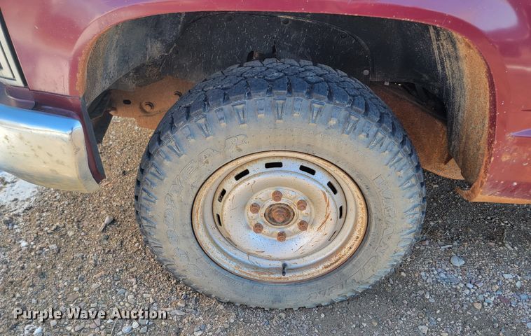 image for item ME9738 1989  Chevrolet 1500  pickup truck