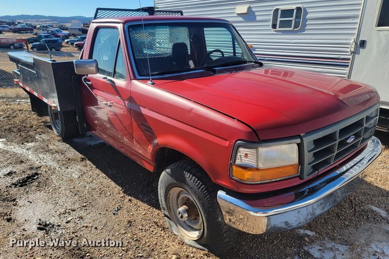 image for item ME9739 1995 Ford F250 XL  pickup truck