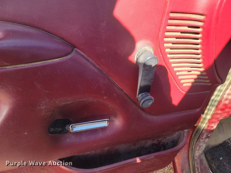 image for item ME9739 1995 Ford F250 XL  pickup truck