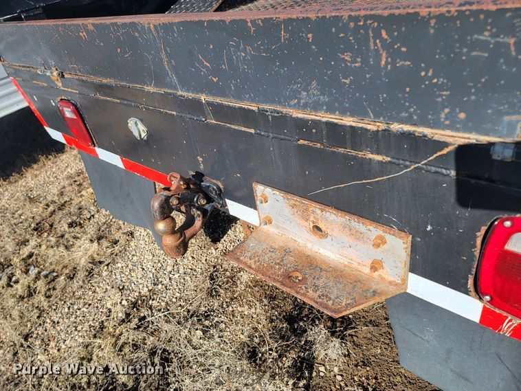 image for item ME9739 1995 Ford F250 XL  pickup truck