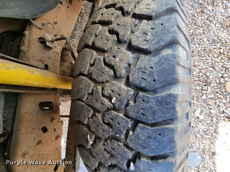 image for item ME9739 1995 Ford F250 XL  pickup truck