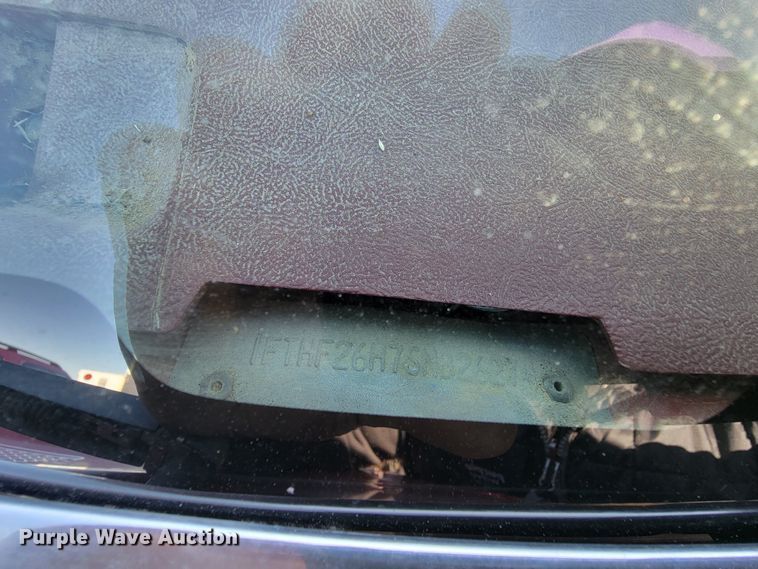 image for item ME9739 1995 Ford F250 XL  pickup truck