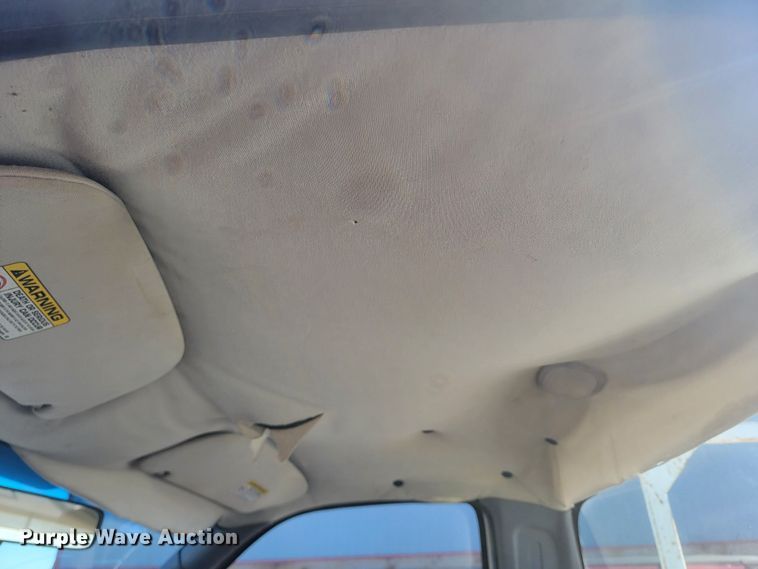 image for item ME9741 2001 Dodge Ram 2500  utility bed pickup truck