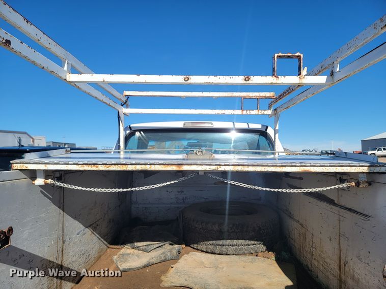 image for item ME9741 2001 Dodge Ram 2500  utility bed pickup truck